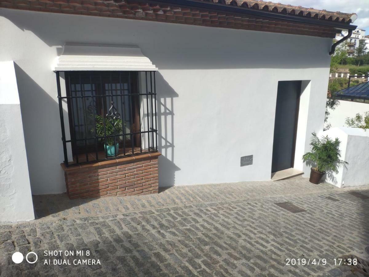 Apartamentos Cantareria, Rosa Mosqueta Setenil De Las Bodegas المظهر الخارجي الصورة